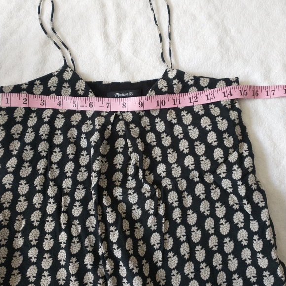 Madewell  Tank Top size XXS. 100%silk.  D - Picture 5 of 8